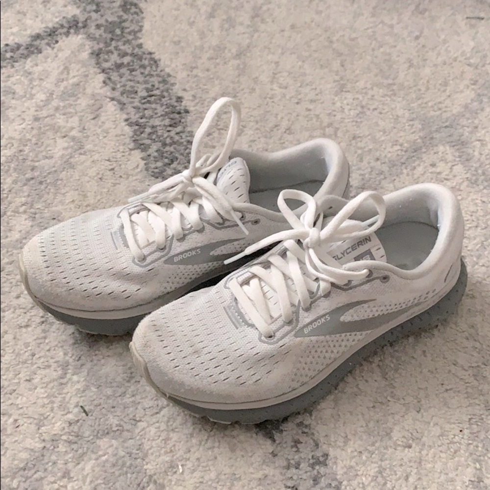 Brooks Glycerin 18 size 7